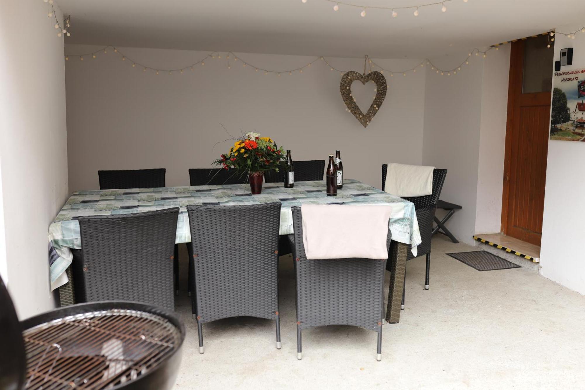 Ferienwohnung Am Herzplatz Memmelsdorf Ngoại thất bức ảnh